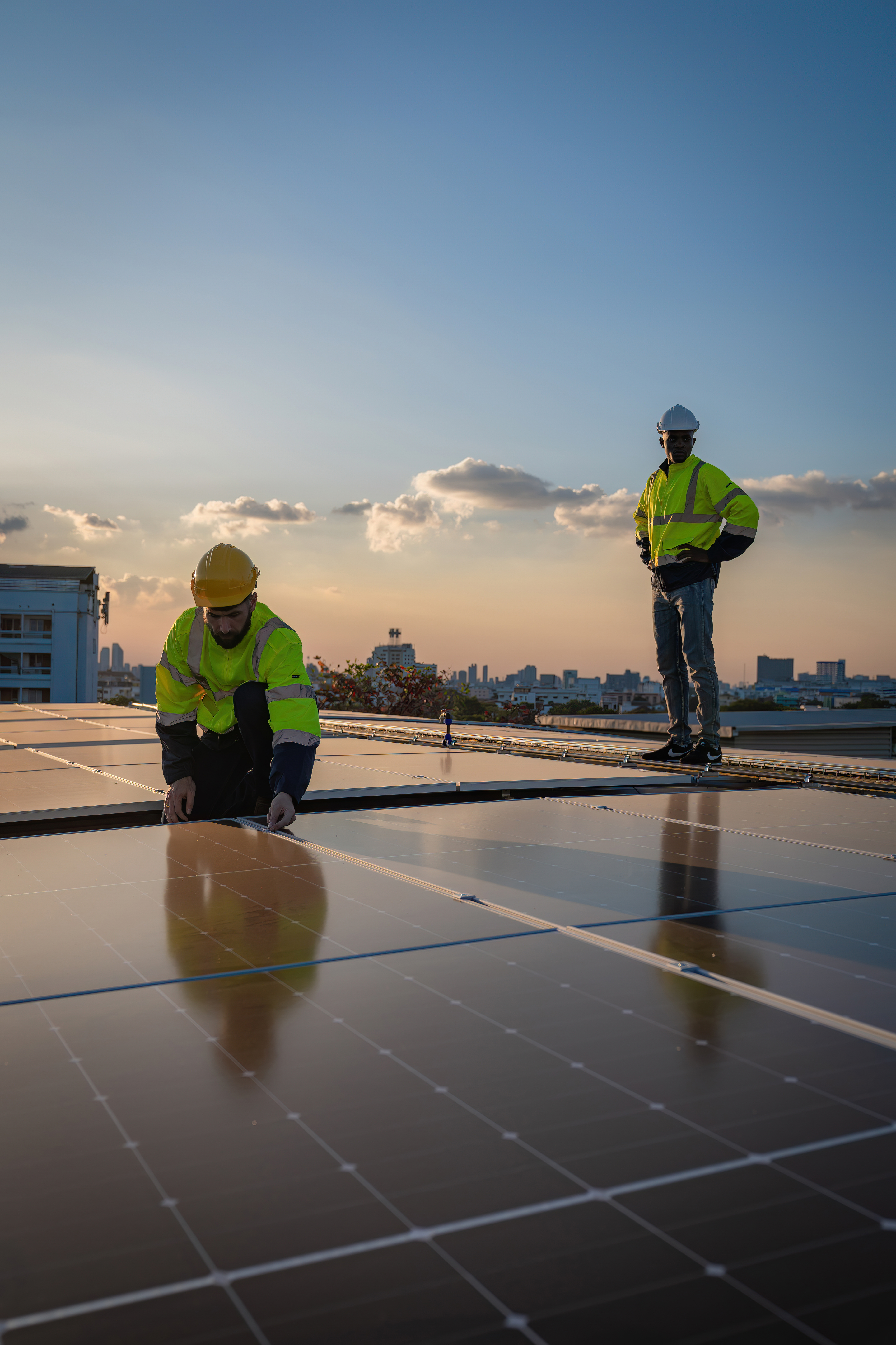 wide-perspective-of-wind-turbine-engineers-walking